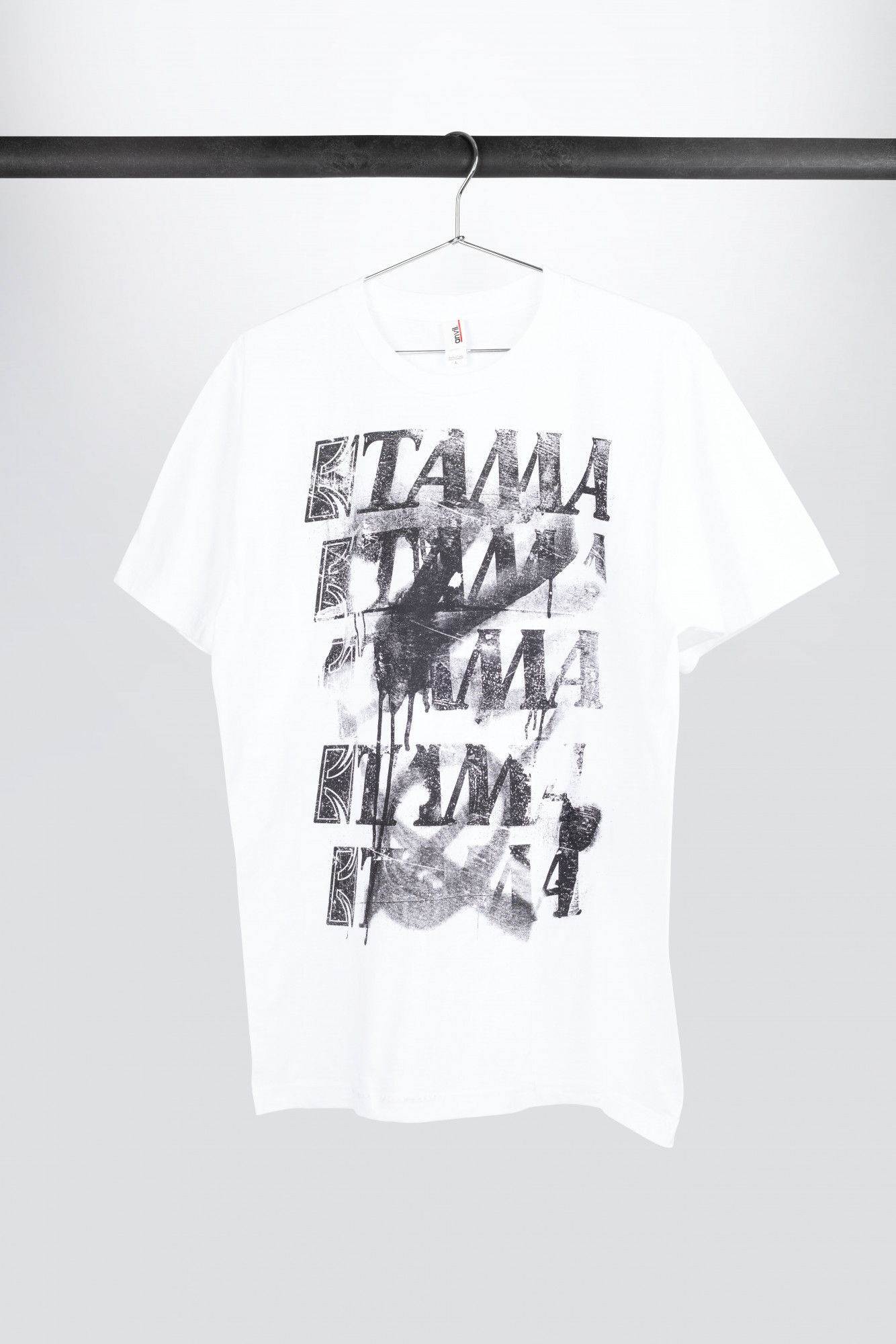weiß | Frontprint T-Shirt TAMA MEINL | Paint Spray Shop mit (TT10GHET) in SALE