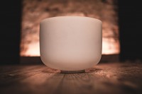 Preview: Meinl Sonic Energy 10" white-frosted Crystal Singing Bowl G4, 432 Hz, Throat Chakra (CSB10G) Preview: Meinl Sonic Energy 10" white-frosted Crystal Singing Bowl G4, 432 Hz, Throat Chakra (CSB10G)