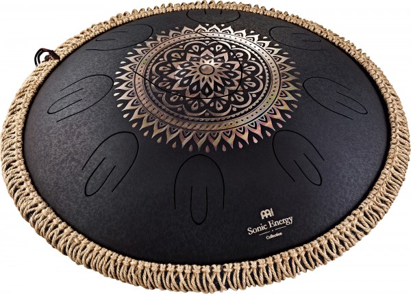 MEINL Sonic Energy Octave Steel Tongue Drum, Schwarz, graviertes Blumendesign, D Kurd, 9 Töne, 16" / 40 cm (OSTD1BKE)