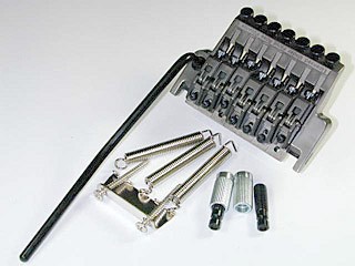 IBANEZ Tremolo Lo-Pro EDGE 7 - Powder Cosmo (2LE1UV31PC)