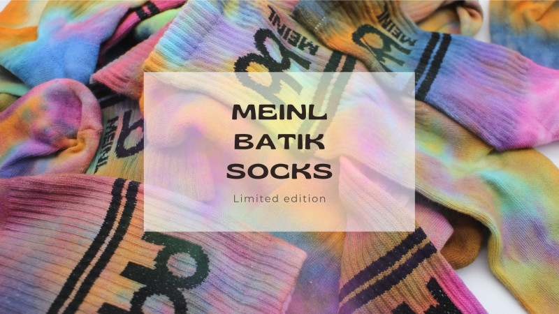 https://www.meinlshop.de/de/meinl-cymbals/merchandise/accessoires/meinl-batik-socken-mit-schwarzem-logo-1-paar-groesse-40-45-limitierte-auflage-mei-socks-bt