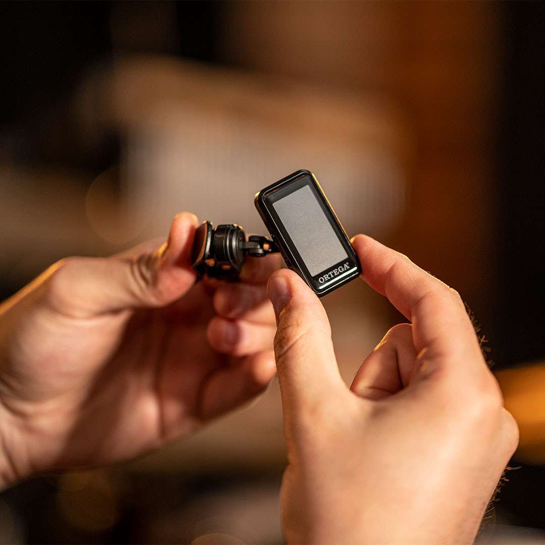 ORTEGA Multi-Mode Headstock-Tuner (OET-BK) | Tuner | Ortega