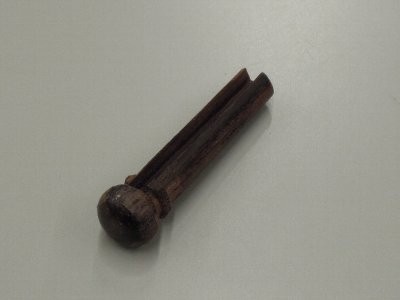 IBANEZ Bridge Pins Rosewood - no dot, 5.5mm shaft, 2.7mm string slot (5ABP20B)