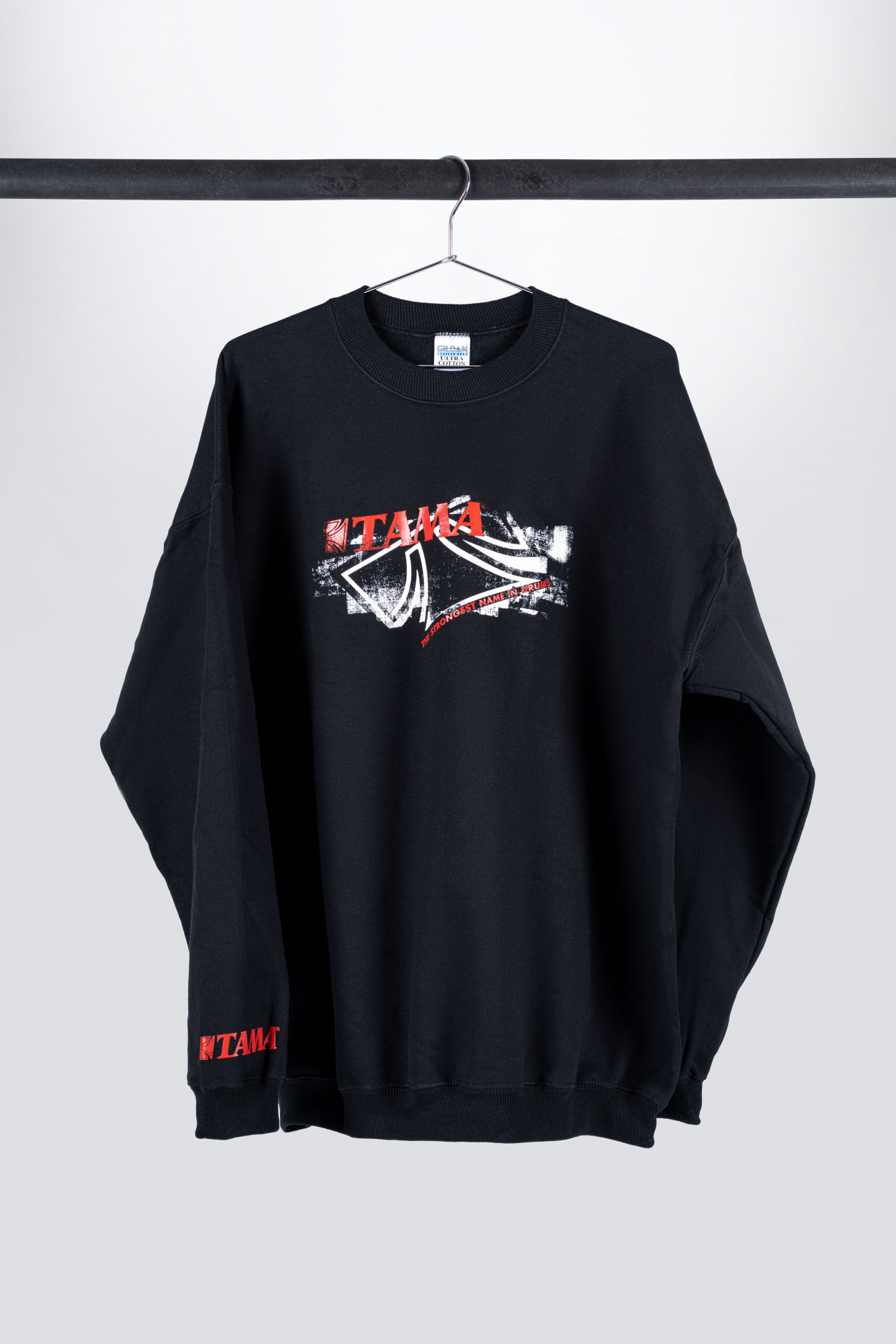 TAMA Sweatshirt in schwarz mit Logo auf der Brust (TSB) SALE