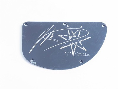 IBANEZ Elektronikabdeckung - mit Mike D'Antonio Autogramm für MDB2-BM (4PT1PC0009)