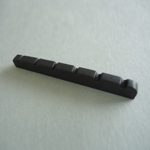 IBANEZ plastic nut 3 x 43mm - plastic for GRGM21GB / GRGM21M (4NT2YA0004)
