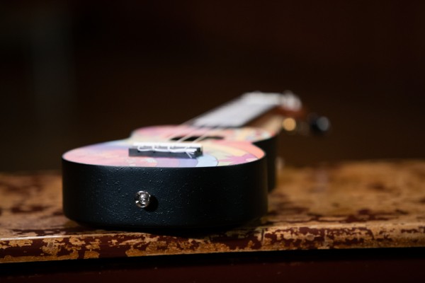 KEIKI K2 Serie Sopran Ukulele Set - Agathis / Peace '68" (K2-68)