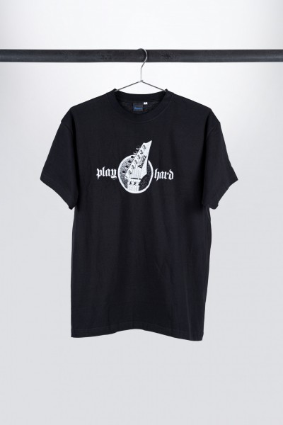 IBANEZ T-Shirt in schwarz mit weißem "Play Hard" Frontprint (IT12PH)