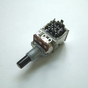 IBANEZ Potentiometer 500K-B - push-pull (3VR00A0001)