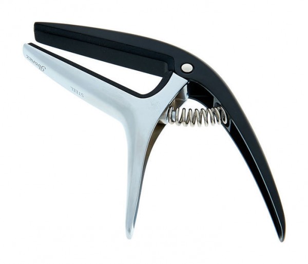 IBANEZ Universal Kapodaster für Stahl- und Nylonsaitengitarren (ICGC10)